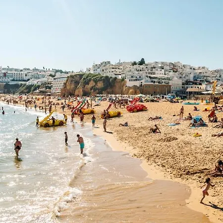 Com Piscinas E Tenis - 7 Mins Da Lejlighed